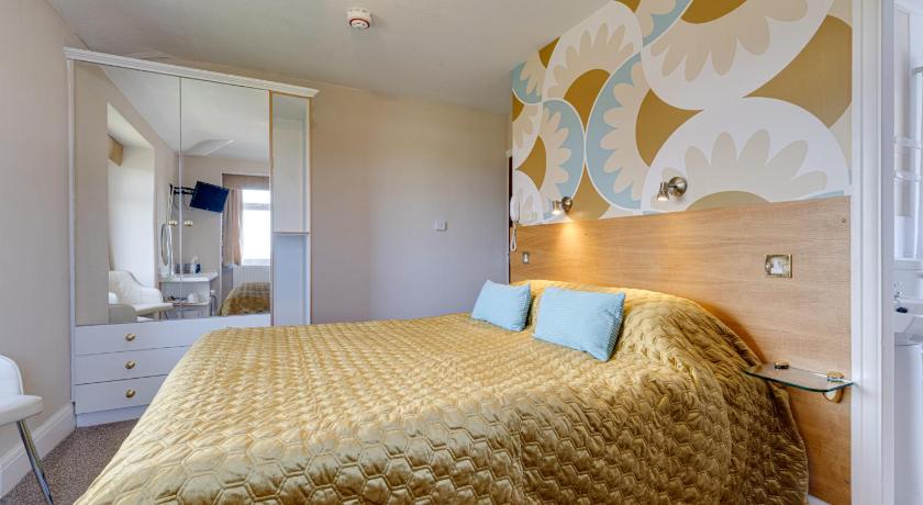 Image of Front Double Room 0