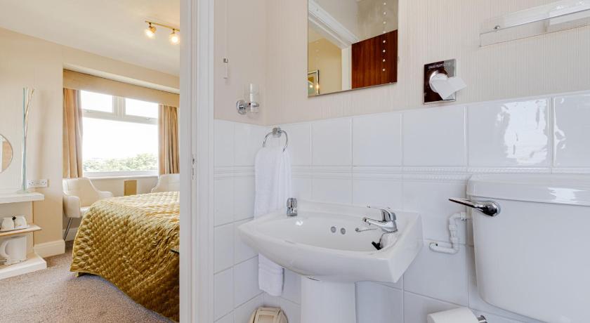 Image of Front Double Room 2