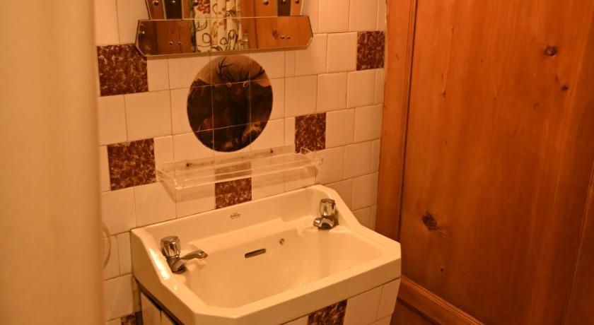 Image of Deluxe Triple Room 2