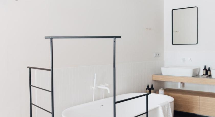 Sevilla Placido y Grata 4-Star Hotel suite