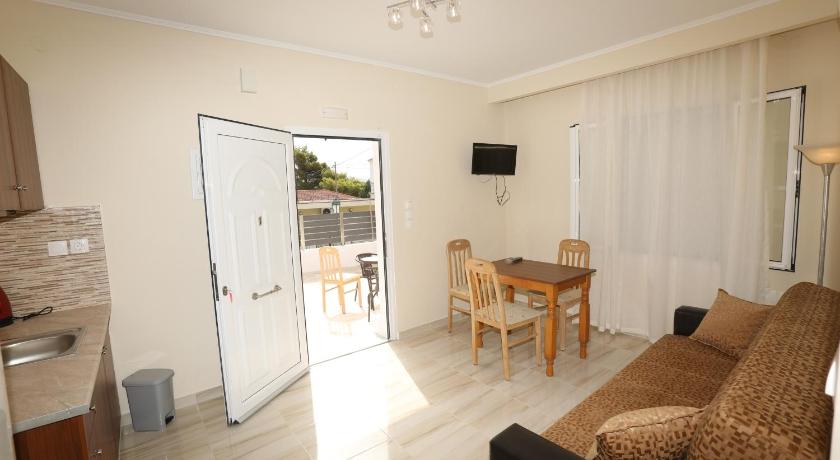 Angelos Apartments photo