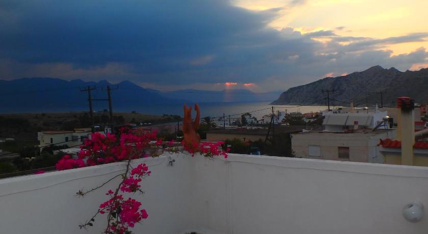 Villa Rodanthos photo
