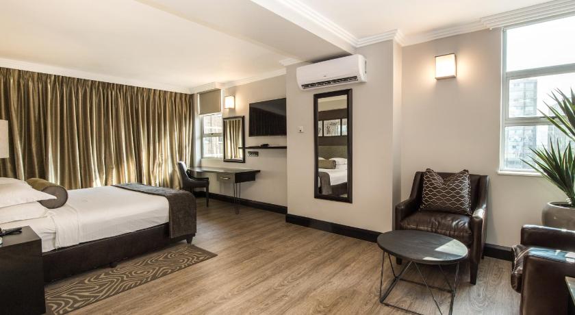 Image of Double or Twin Room with Side Sea View 5