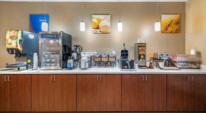 Comfort Inn & Suites San Francisco Airport West