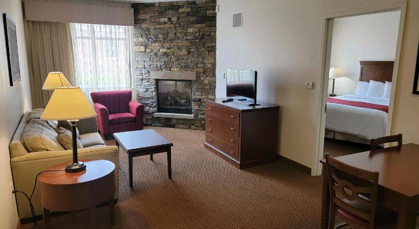 웰스보로 Penn Wells Lodge 2성급 숙소 수영장