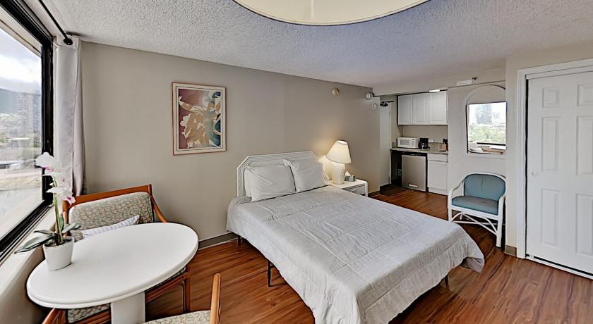 Hawaiian Monarch 916 condo — Hotel in Honolulu (HI)