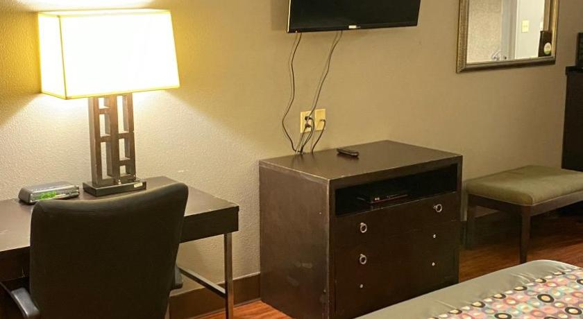 Island Suites Bay City photo