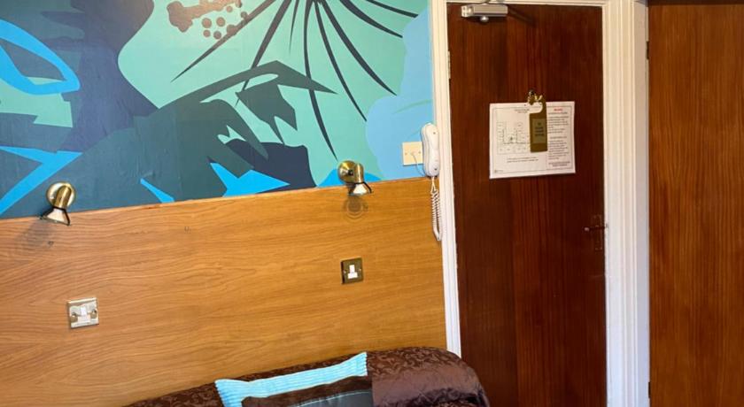 Image of Single Room 10