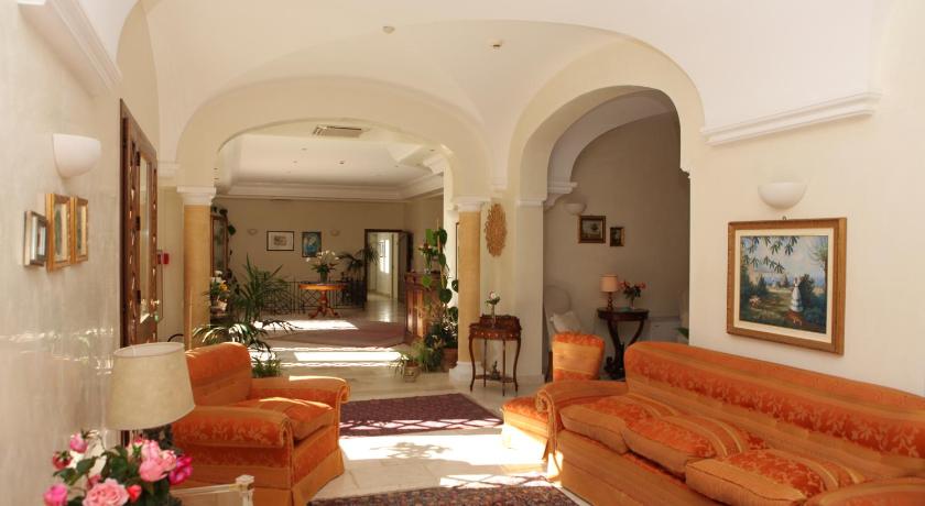 Torre Bennistra photo