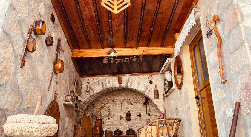 Ahmetaj Guest House — Hotel in Gjirokaster