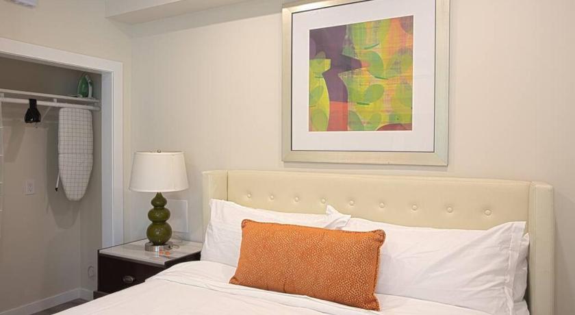 Luxurious One Bedroom Suite with Balboa Park View photo