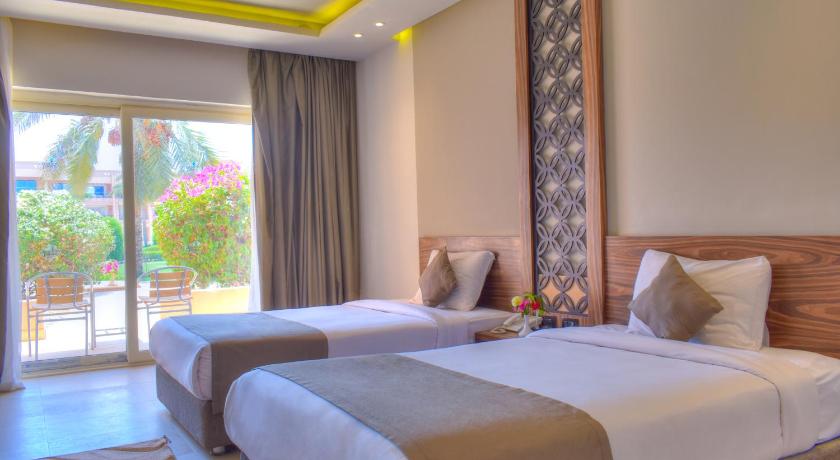 Jasmine Palace Resort And Spa photo