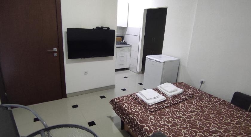 Alp Apartment — Hotel in Ohrid