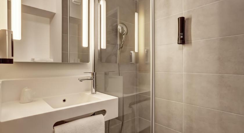 B&B HOTEL Evian Publier photo
