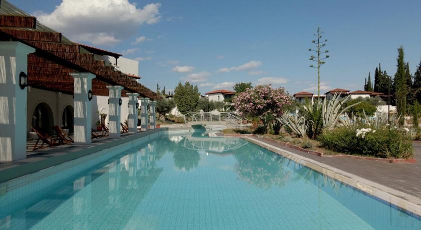 Eretria Hotel & Spa Resort