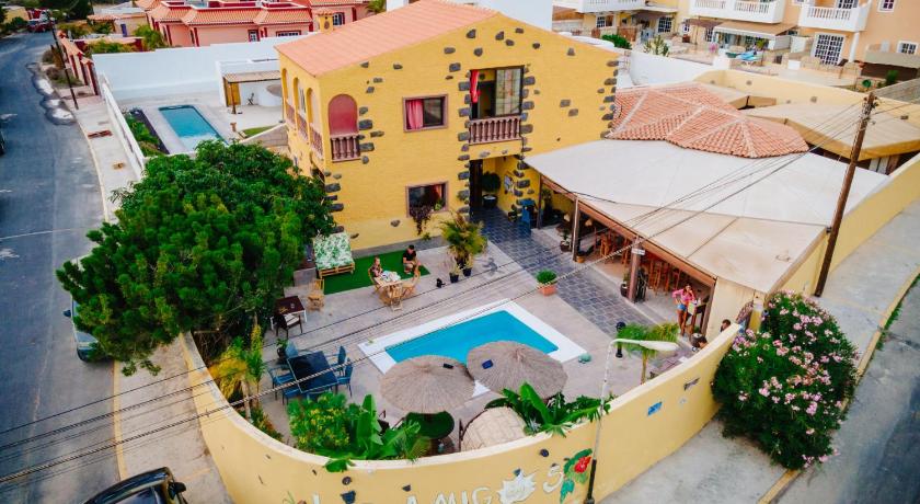 Los Amigos Hostel Tenerife Prices Photos Reviews Address Spain