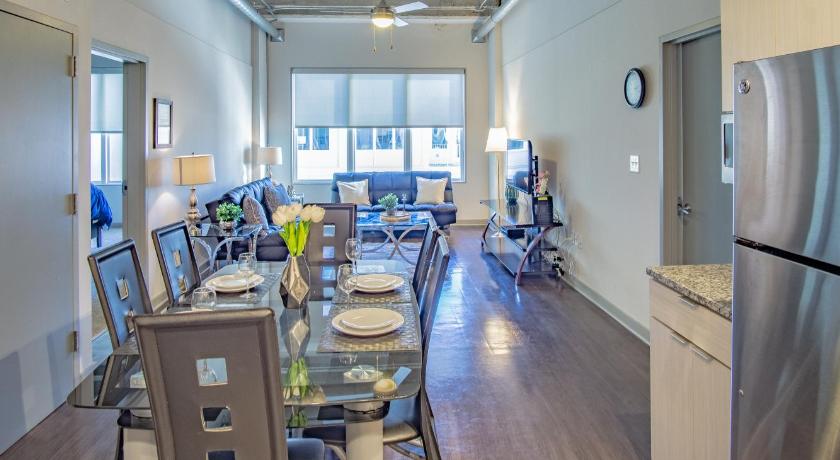 2 Bedroom Fully Furnished Apartment near Emory University Hospital Midtown photo