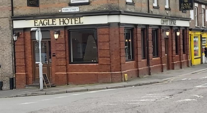 Eagle Hotel Luton Airport photo