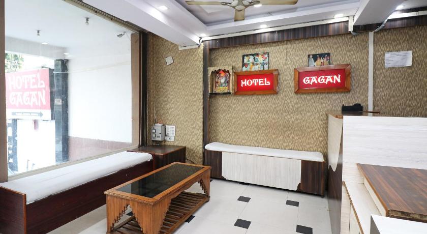 OYO 19004 Hotel Gagan