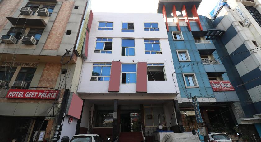 OYO 19004 Hotel Gagan