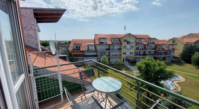 Cserke Napfeny Apartman photo