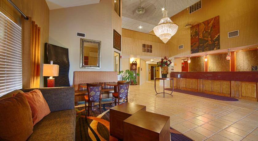 Best Western Plus Woodland Hills Hotel and Suites