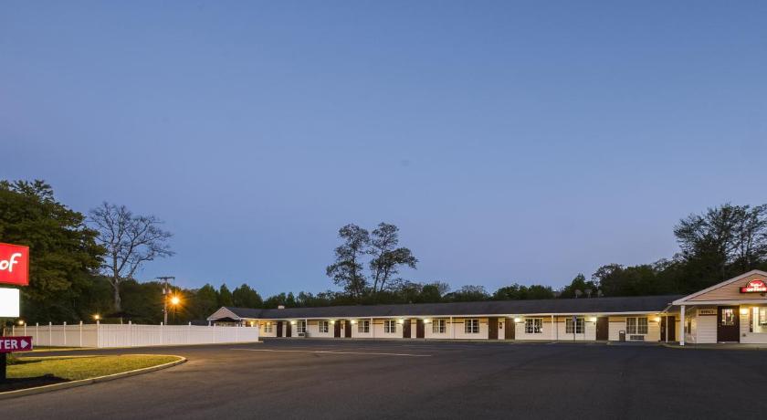 Red Roof Inn Neptune - Jersey Shore