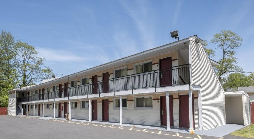 Red Roof Inn Neptune - Jersey Shore