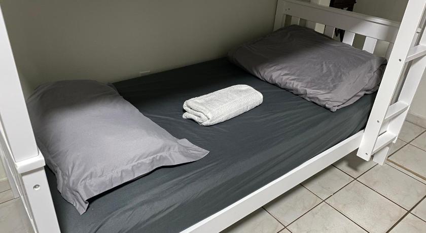 Single Size BOTTOM Bunk Bed - Mixed Shared ROOM photo