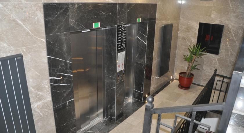 GOLAZ SUIT OTEL photo