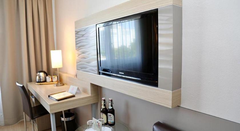 Image of Quad Room 8