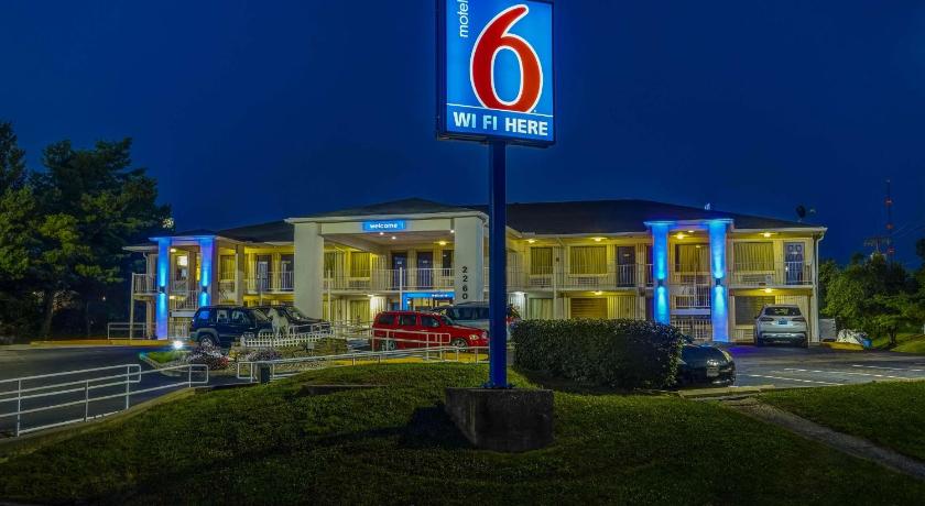 Motel 6-Lexington, KY - East I-75