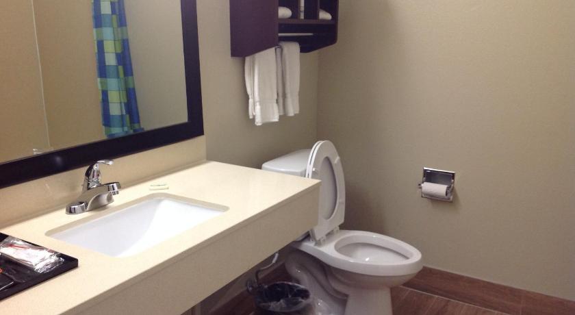 Executive Inn and Suites Jefferson photo