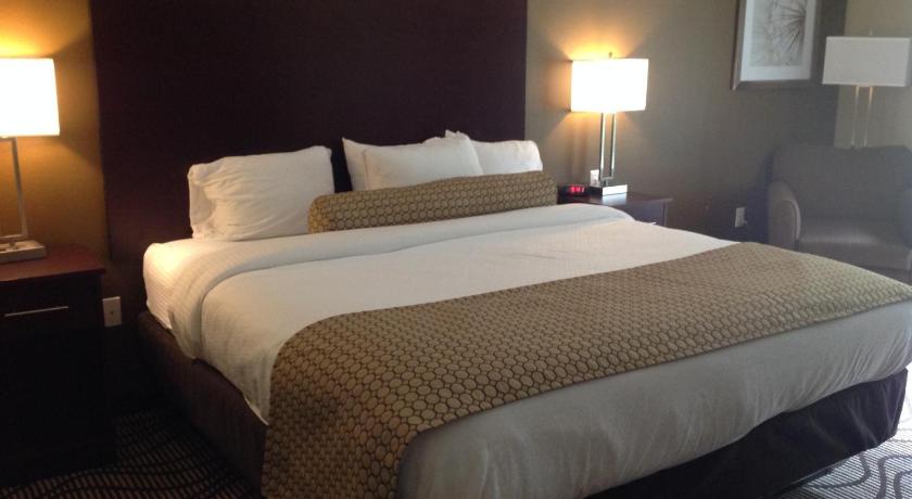 Executive Inn and Suites Jefferson photo