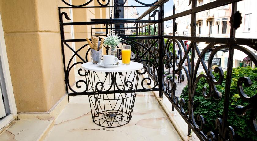 Plovdiv City Center Hotel - image 8