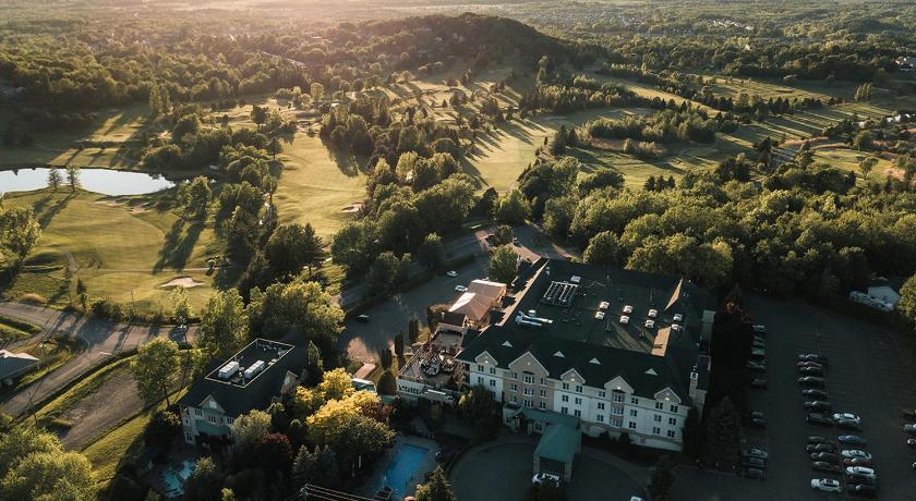 Hotel Chateau Bromont