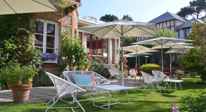 Hotel Le Saint Christophe - image 17