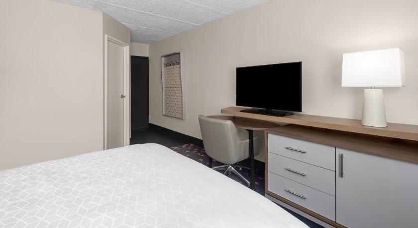 Holiday Inn Hasbrouck Heights-Meadowlands