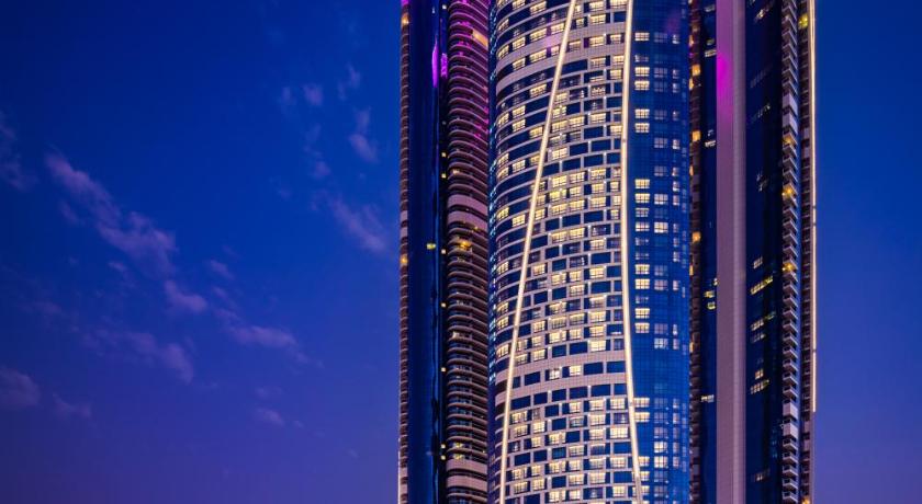 Paramount Hotel Dubai - image 2