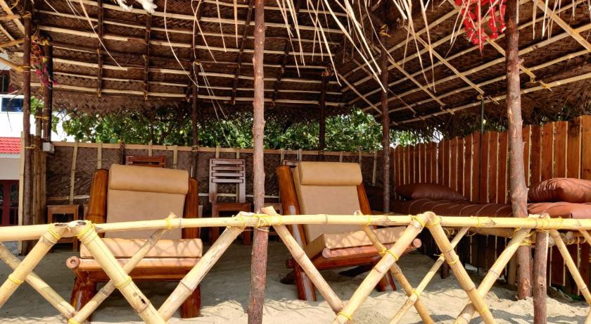 Shalom Beach Residency