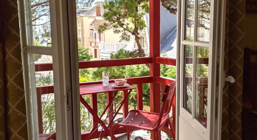Hotel Le Saint Christophe - image 28
