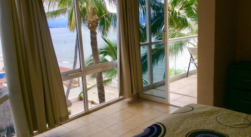 Suites Atlas - Ocean Front photo