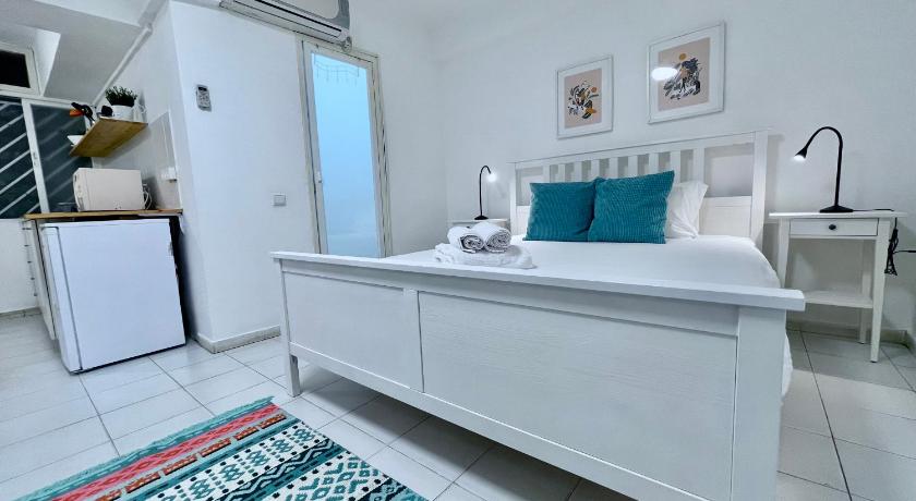 Cozy Studio by Dizengoff blvd photo