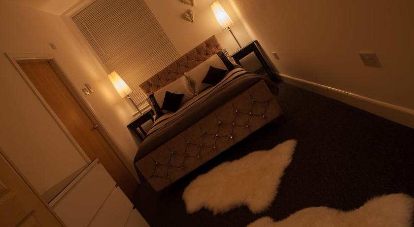 Station Suite – Simple2let Serviced Apartments