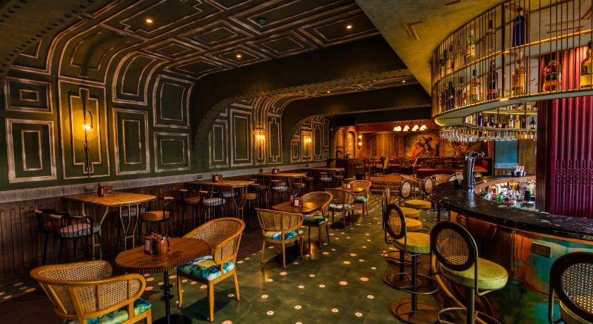 Goldfinch Hotel Mumbai