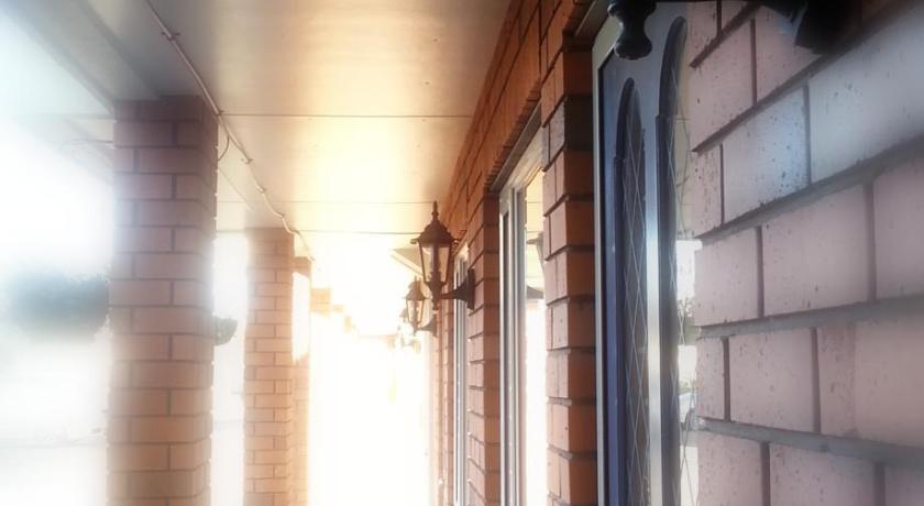 Image of Studio Unit 11
