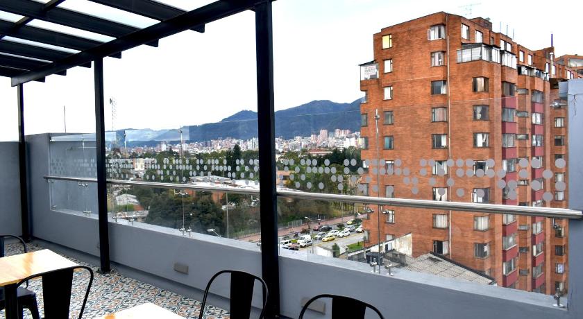 EM Budget Hotel Corferias Embajada Americana photo