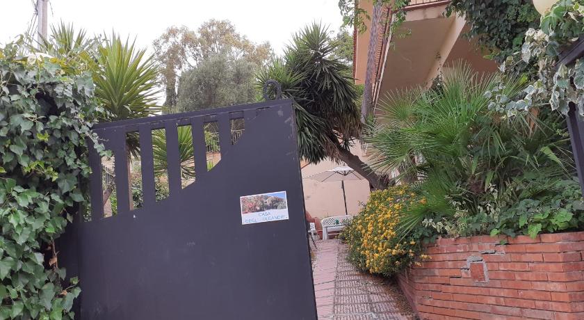 CASA DEGLI OLEANDRI