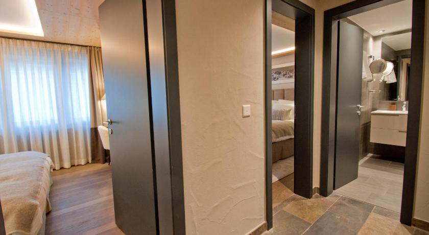 Twin Peak apartment at Nevada prime photo