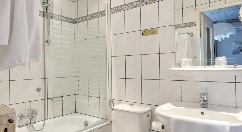 Logis hotel restaurant de Provence photo